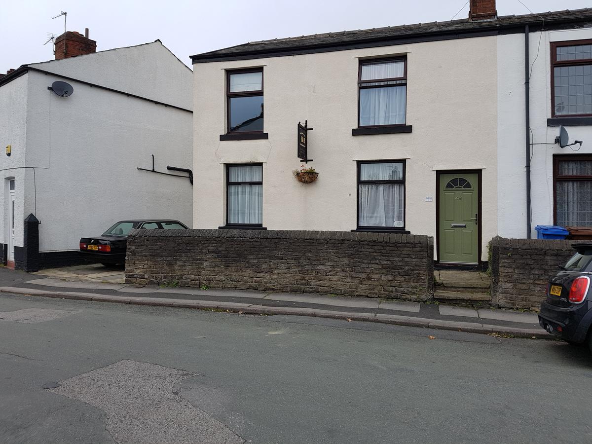 Overnight Stays Stockport Exterior photo